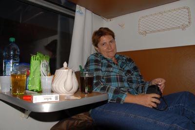 Lena im Zug